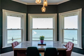 Luxury Duplex Penthouse on the Beach with Panoramic Sea Views